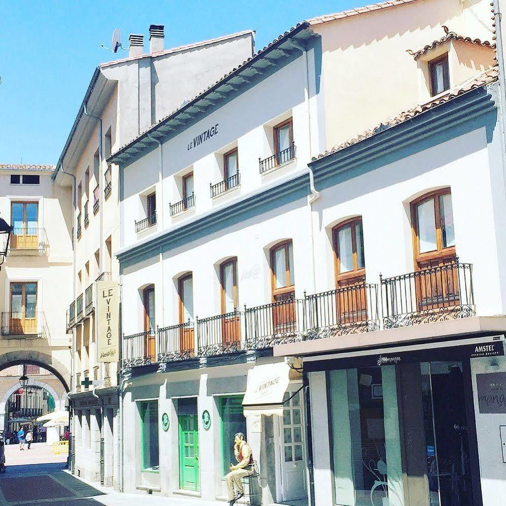Hostal Le Vintage Ávila Exterior photo